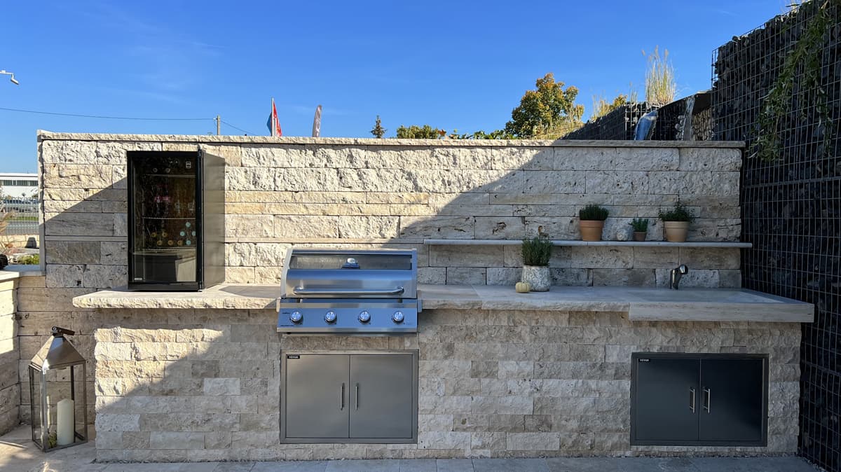 Natursteinhandel Steinpark Travertin outdoor Küche