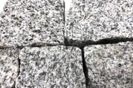 Neues Granit Mosaikpflaster Feinkorn 4-6 cm hellgrau Neues Granit Mosaikpflaster Feinkorn 4-6 cm hellgrau