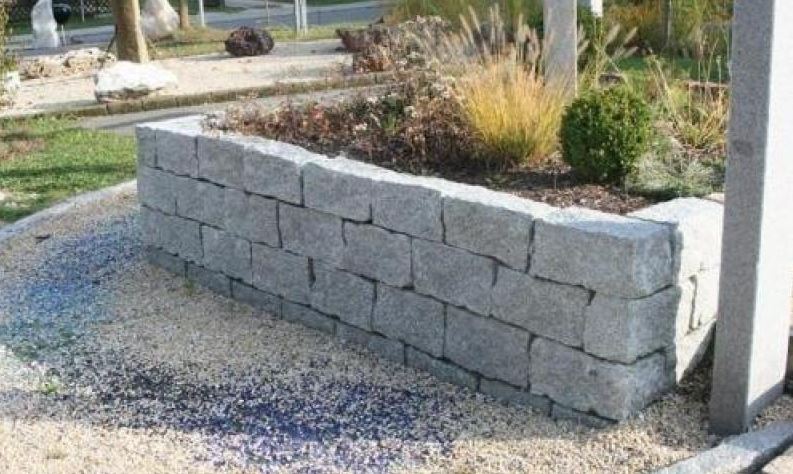 Granit Mauerstein 20x20x40 cm grau gespalten 2