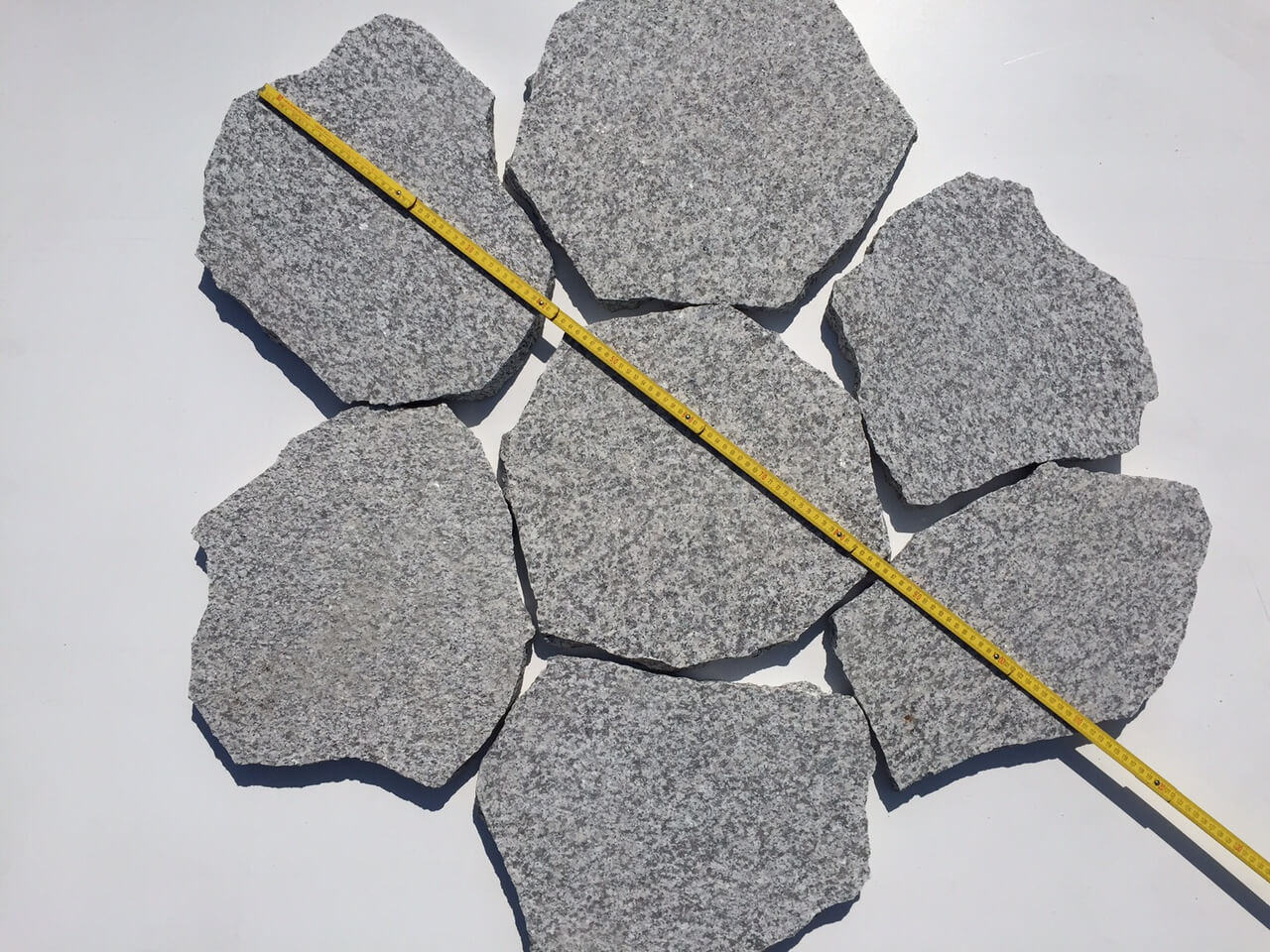 Granit Polygonalplatte hellgrau 3