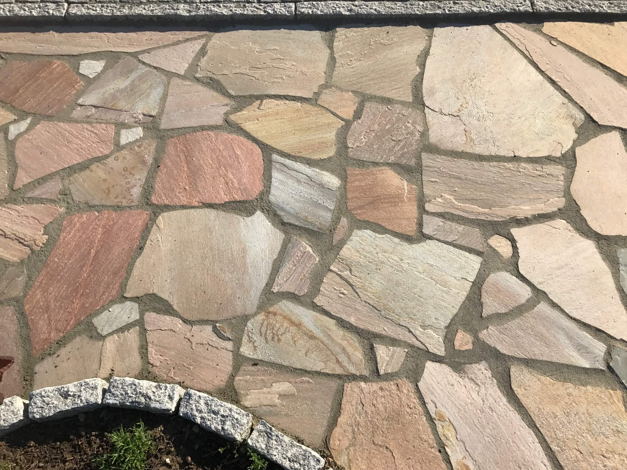 Quarzit Polygonalplatte Bahia rosé unregelmäßig gebrochen