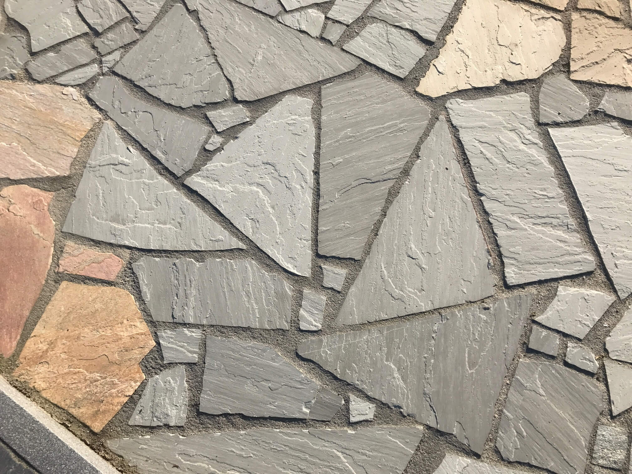 Quarz-Sand Polygonalplatte Elephanta grau unregelmäßig gebrochen