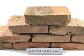 Gebrauchte Ziegelsteine im Reichsformat bunt Gebrauchte Ziegelsteine im Reichsformat bunt