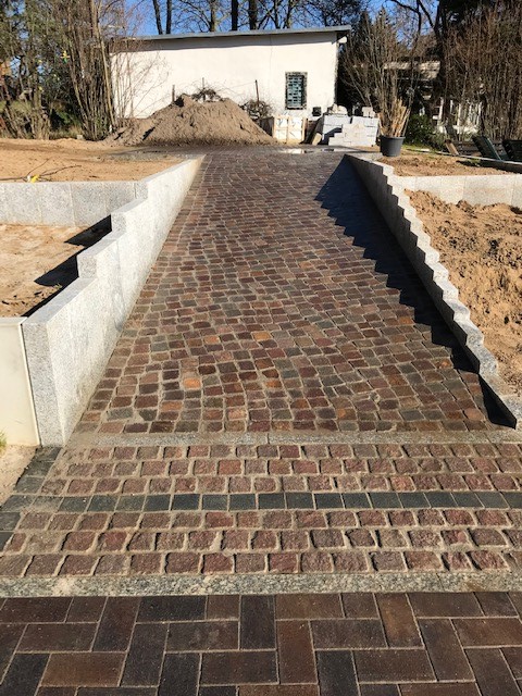 porphyr-kleinpflaster-8-11-gespalten-bunt