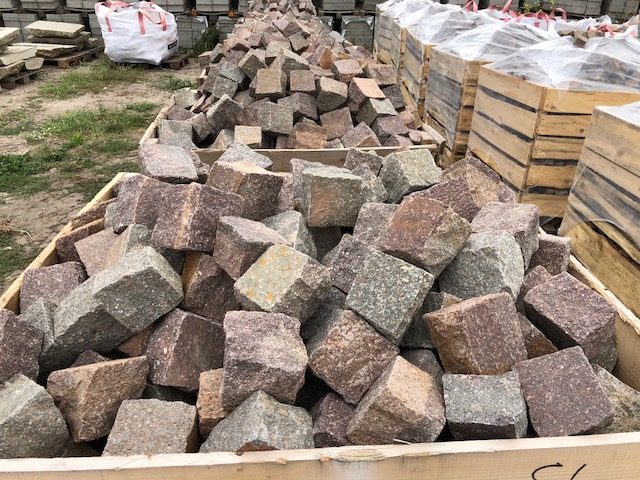 porphyr-kleinpflaster-bunt-gespalten-inkl.-kiste (3)