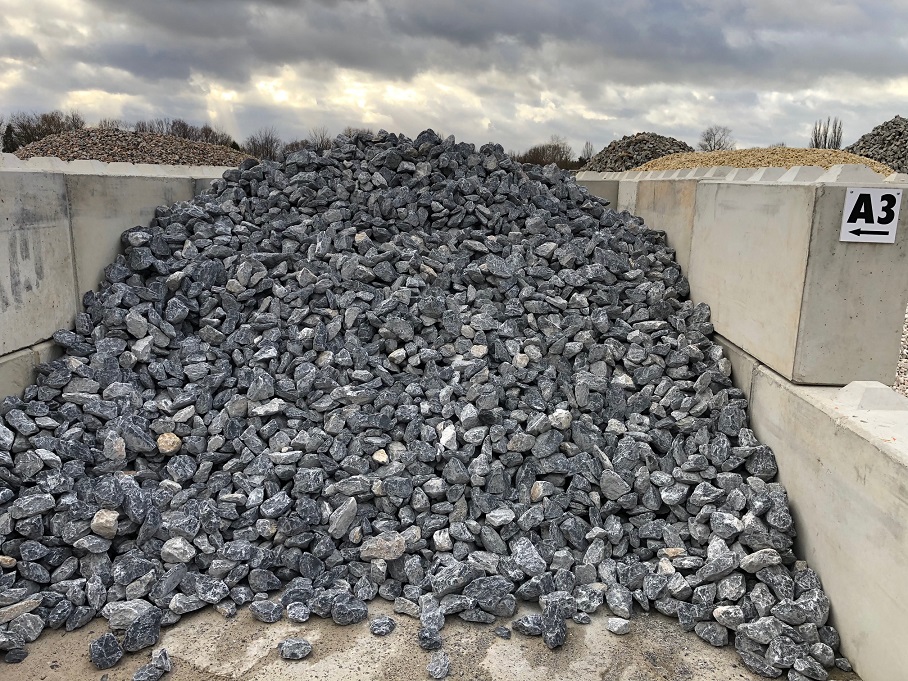 gabionenstein-alpenstein-60-120-anthrazit-gebändert-gebrochen-boxa3 (2)