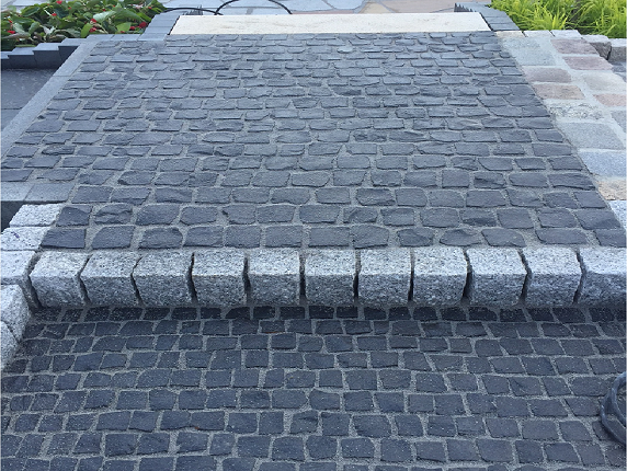 Neues Basalt Kleinpflaster 8-11 cm