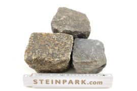 Gebrauchtes Granit Kleinpflaster 8-11 cm regelmäßig-unregelmäßig Box A32 Gebrauchtes Granit Kleinpflaster 8-11 cm regelmäßig-unregelmäßig Box A32