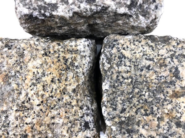 Gebrauchtes Granit Kleinpflaster 8-11 cm unregelmäßig