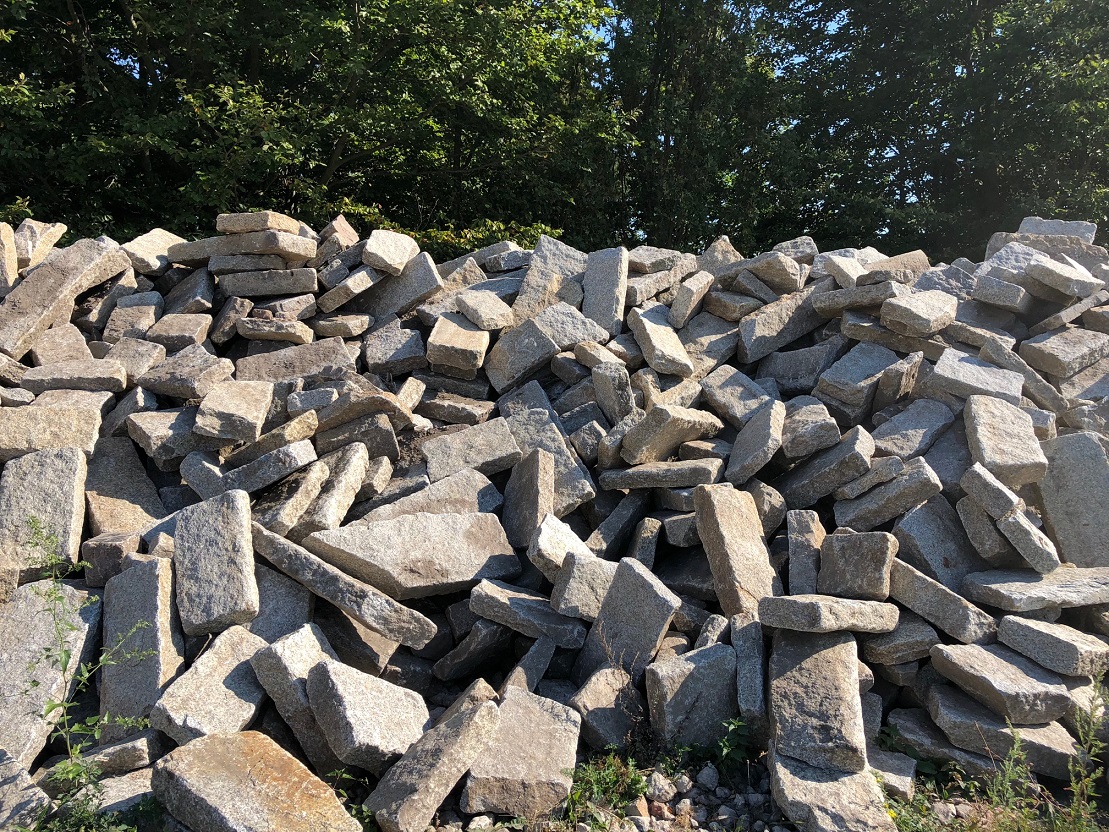 granit-bord-gebraucht-gespalten-teils-glatter-kopf (2)