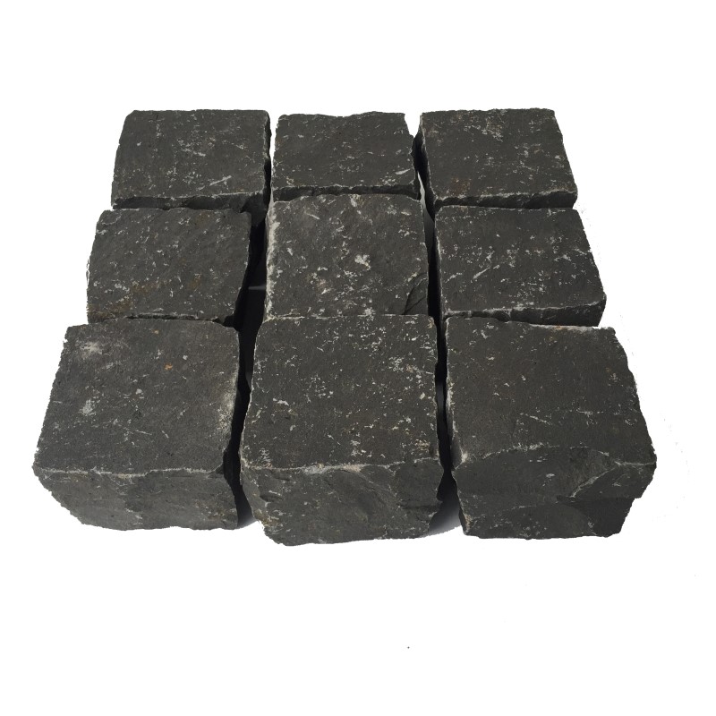 Basalt Kleinpflaster Mekong 8-10 cm gespalten anthrazit