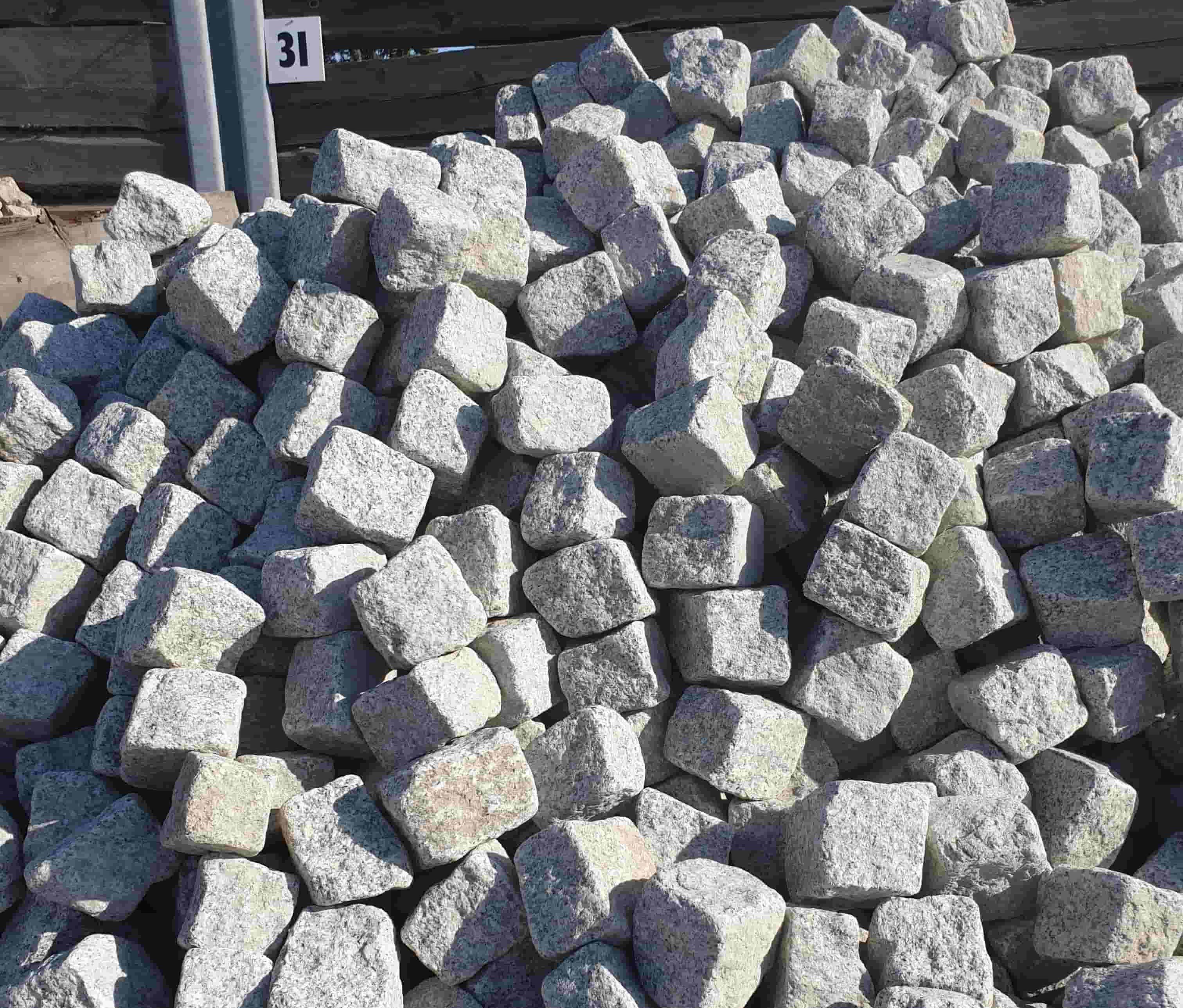 granit-kleinpflaster-8-11-cm-grau-getrommelt