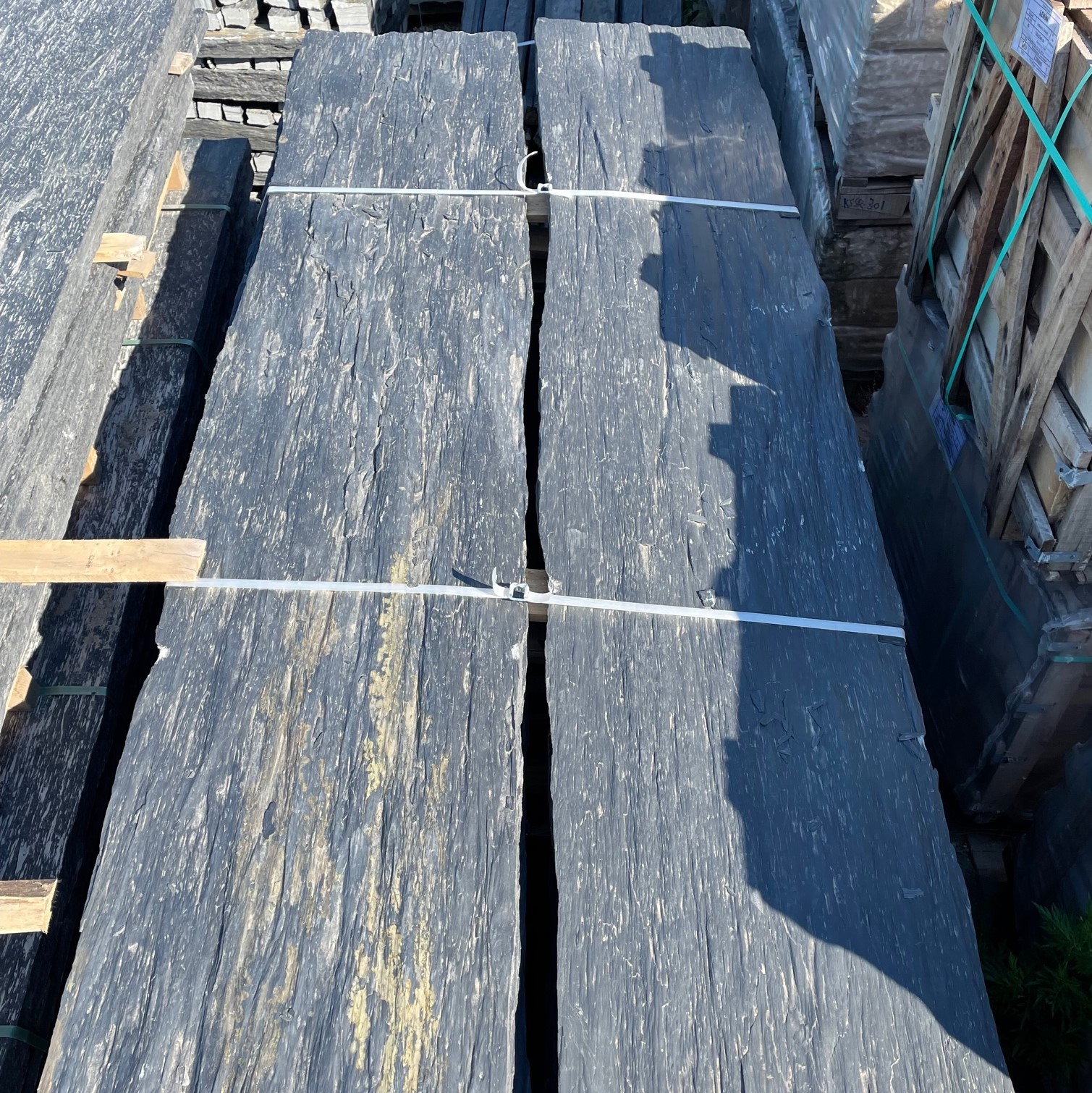 Schiefer Sichtschutzstele 4-10×40-50×150 cm spaltrau