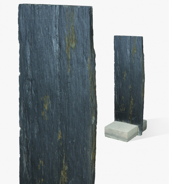 Schiefer Sichtschutzstele 3-7x50xXXX spaltrau m. Betonfuß