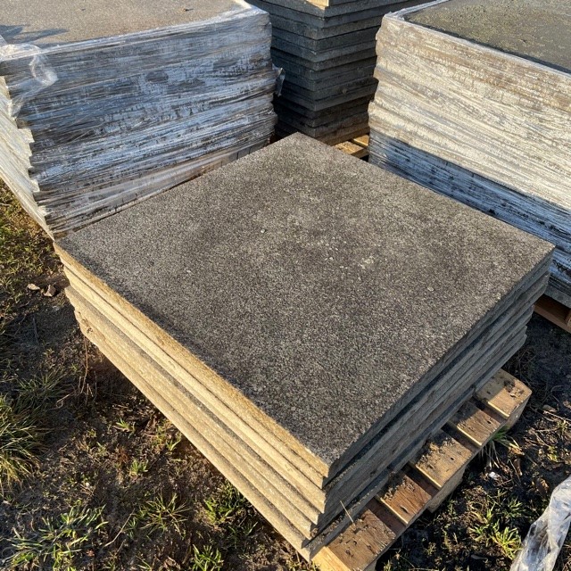 Antike Granitplatte gebraucht 100x100x4 cm