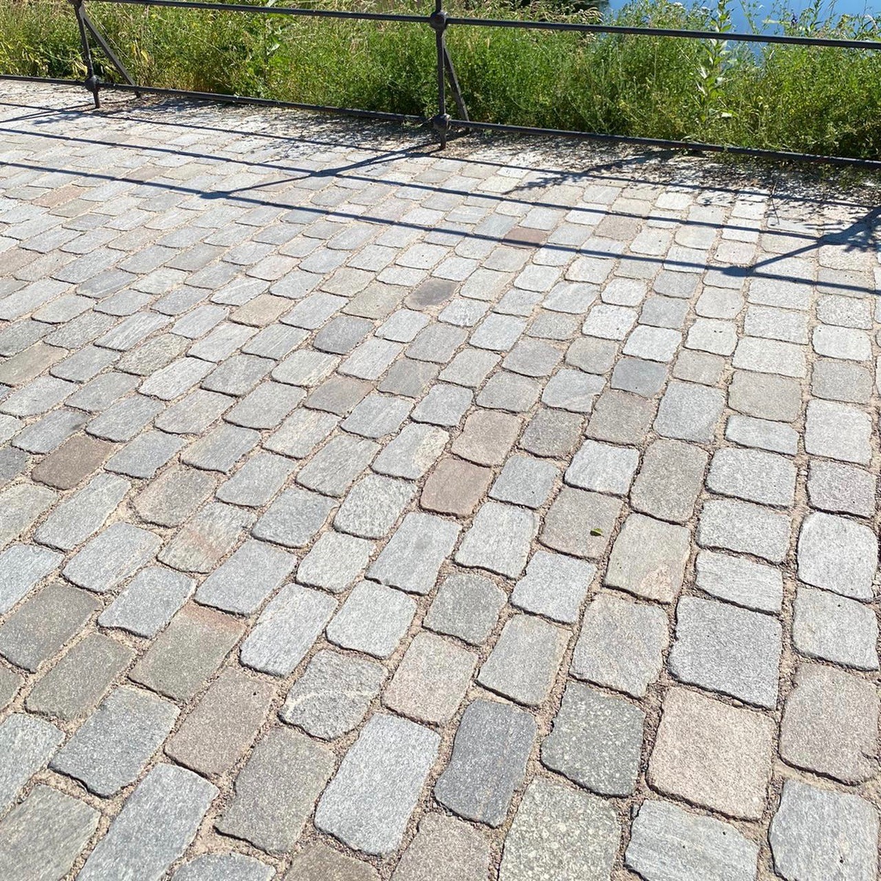 pflasterplatte-bunt-binder-gneis-granit-12cm3