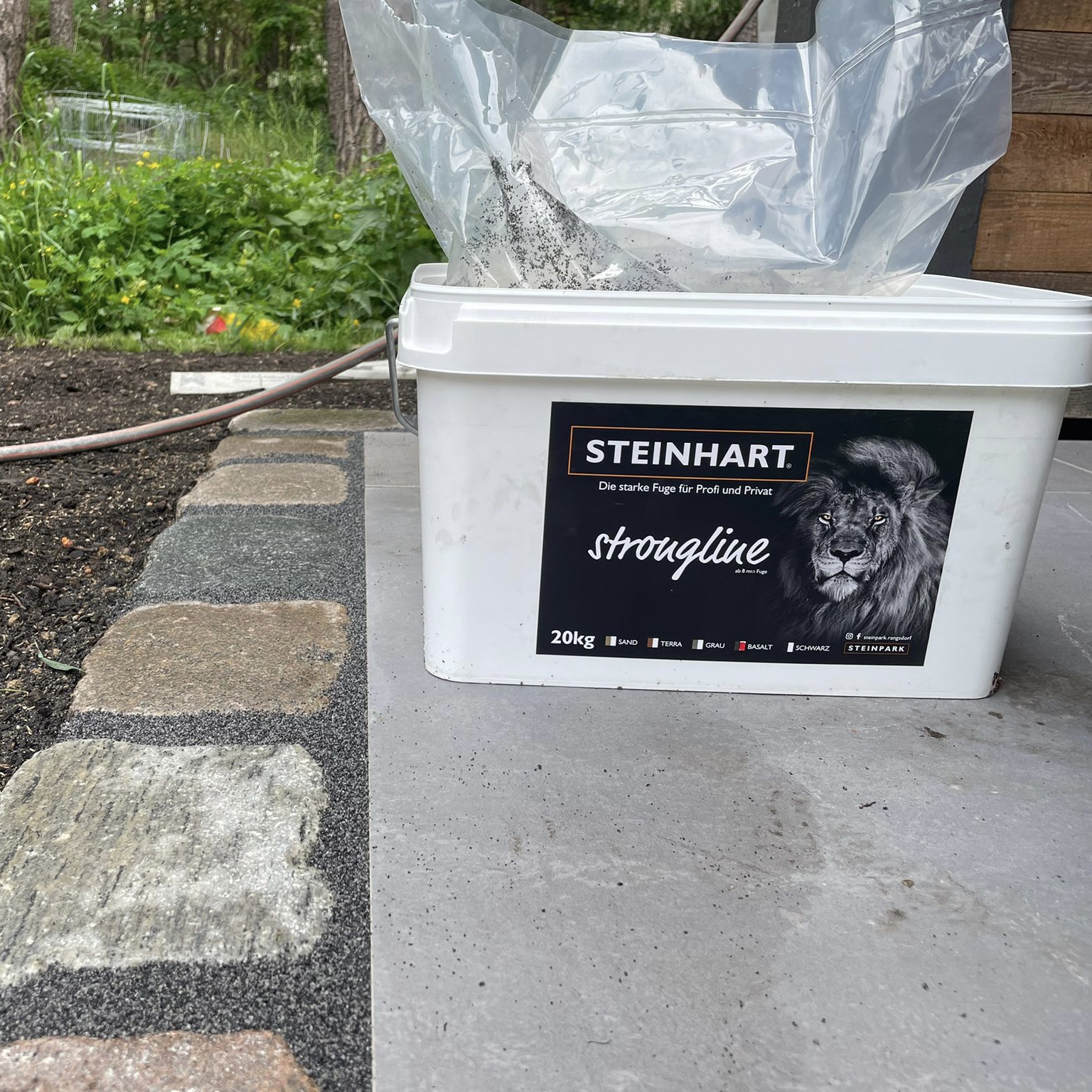 Pflasterfugenmörtel STEINHART© strongline 20 kg ab 8mm Fuge