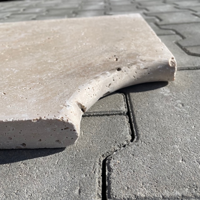 travertin-poolecke-crema-1