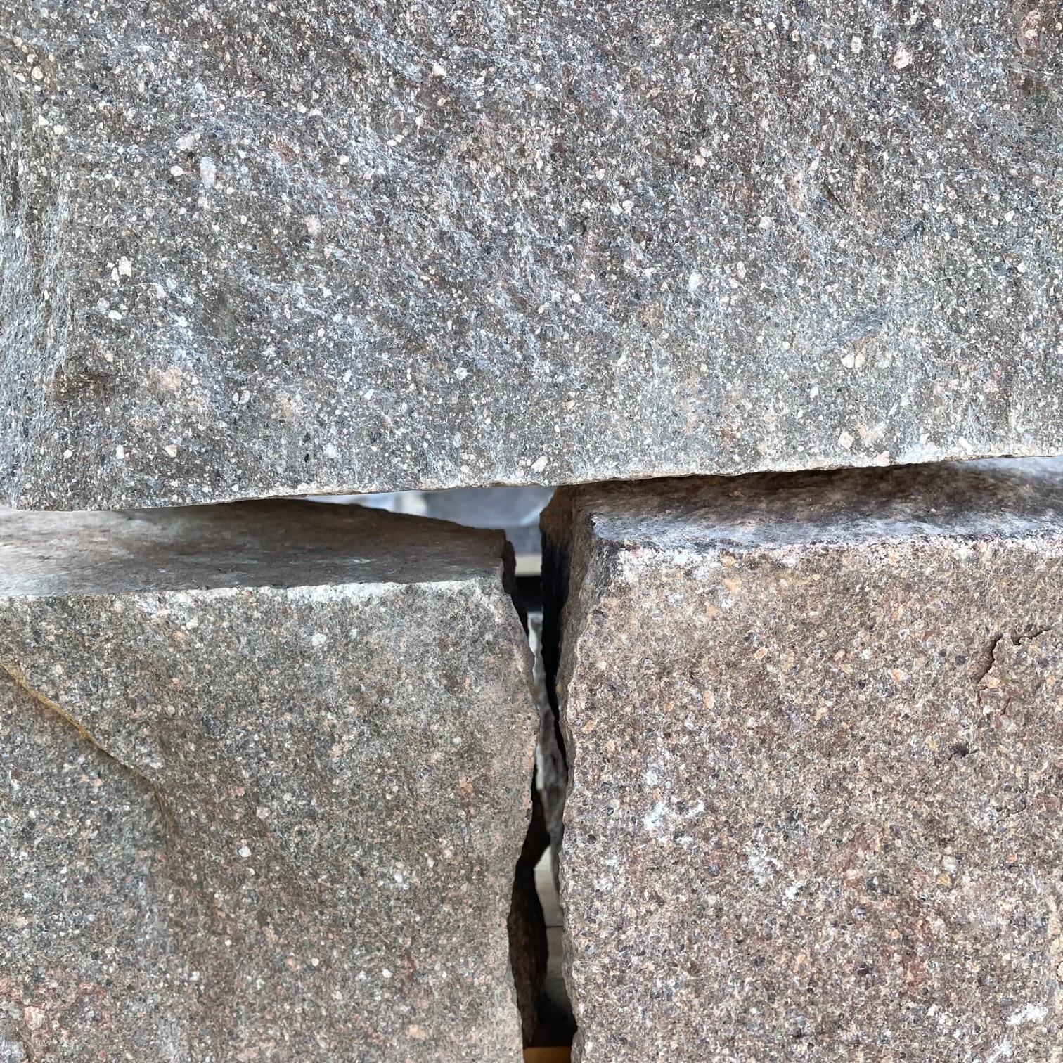 porphyr-mauerstein-trient-2