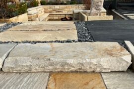 Quarzit Blockstufe Bahia 8-12×32-37×100 cm gelb-rosé-bunt