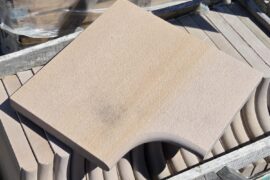 Quarz-Sandstein Poolecke Toskana 45/45x30x4 cm gelblich-rötlich-beige-bunt