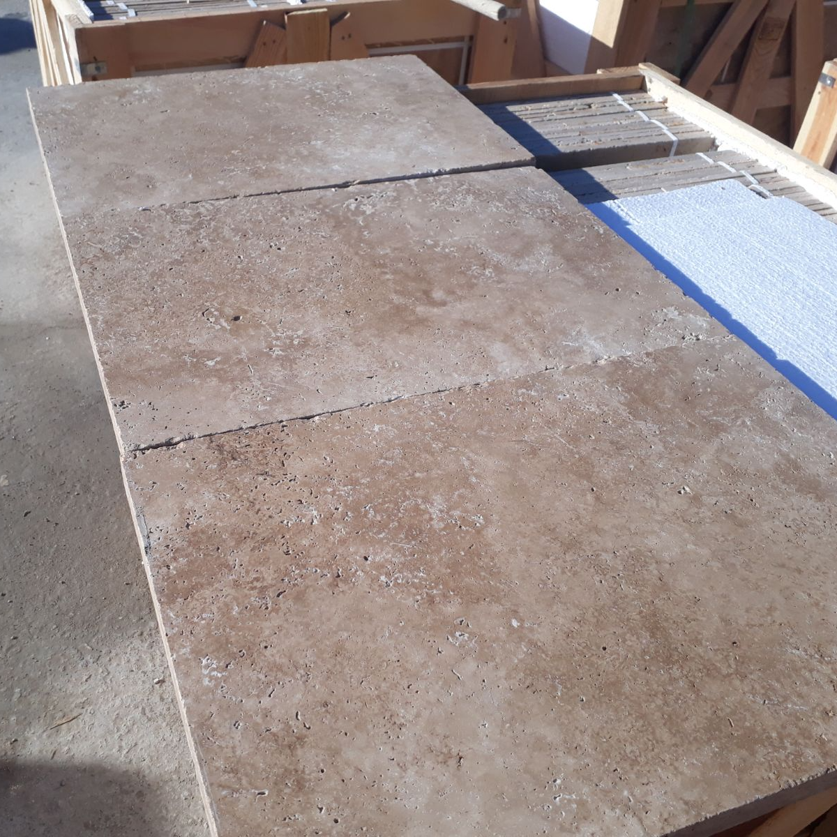 terrassenplatte-travertin-mokka