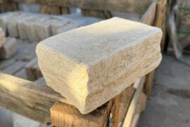 Kalkstein Großsteinpflaster Catrina 20x12x8 cm gelblich-cremebeige Kalkstein Großsteinpflaster Catrina 20x12x8 cm gelblich-cremebeige