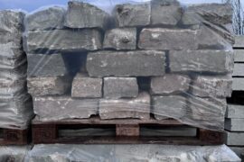 Muschelkalk Mauerwerk 8-14×15-25×15-50 cm grau-braun-bunt palettiert Muschelkalk Mauerwerk 8-14×15-25×15-50 cm grau-braun-bunt palettiert