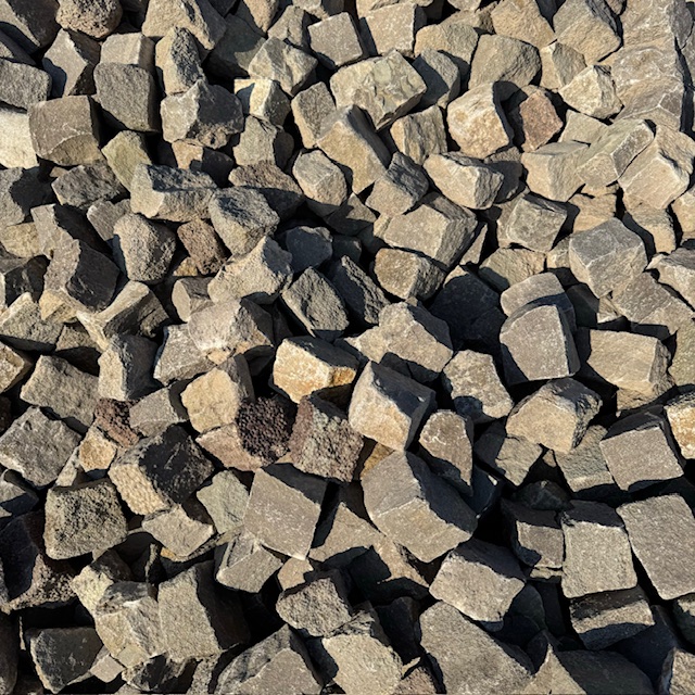 Kalkstein-Mosaikpflaster-grau-bunt-1