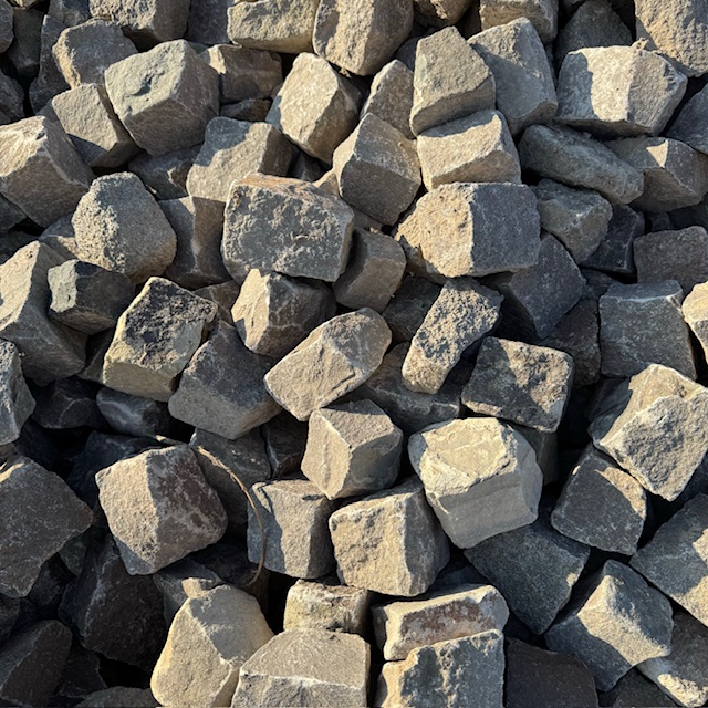 Kalkstein-Mosaikpflaster-grau-bunt-1