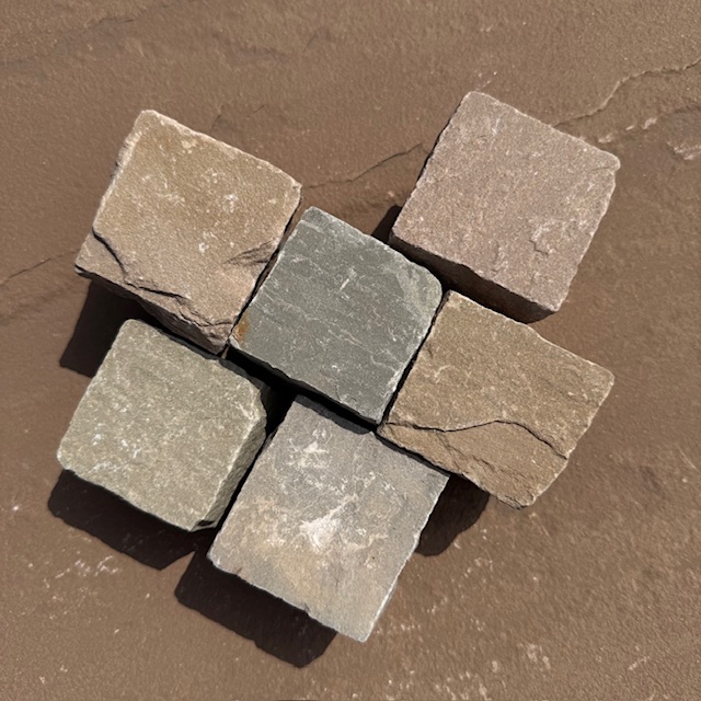 sandstein-toskana-mosaikpflaster-gespalten (2)