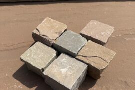 Quarz-Sandstein Mosaikpflaster 5x5x4-6 cm grau-gelb-rot-braun-bunt Quarz-Sandstein Mosaikpflaster 5x5x4-6 cm grau-gelb-rot-braun-bunt