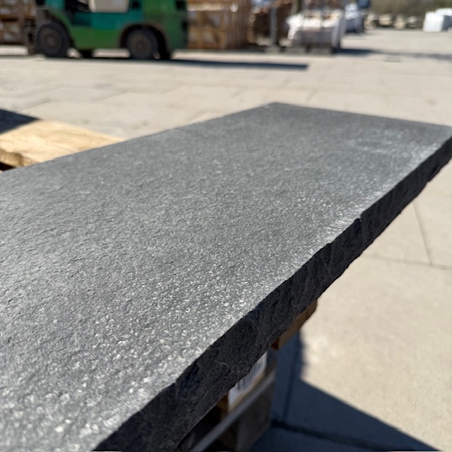 Basalt Abdeckplatte Mekong Black 100x28x4 cm anthrazit-schwarz