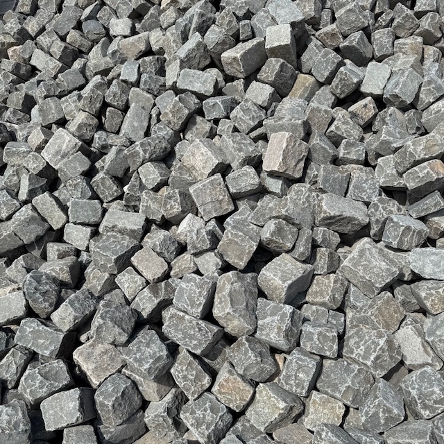 Grauwacke-Großpflaster-grau-bunt-gebraucht-2